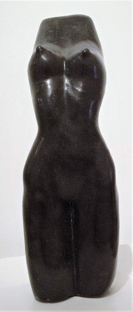 Celestino Mukavhi Torso Skulptur aus Serpentin Maße 25 x 8 cm