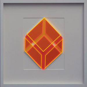 Klaus Joas, KUB 3D I, 2022, Lichtverstärkendes Acrylglas 50 x 50 cm, Unikat